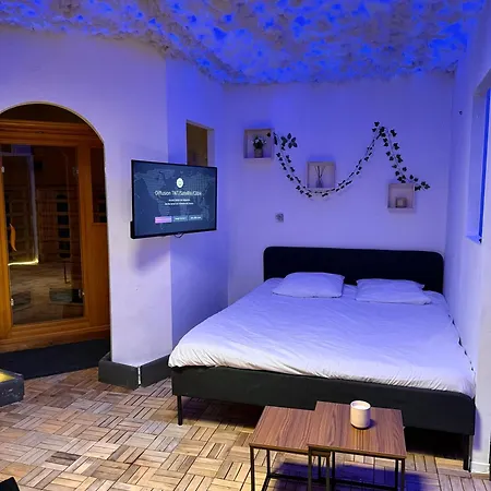 Apartment Love-room Climatise Jaccuzi Sauna